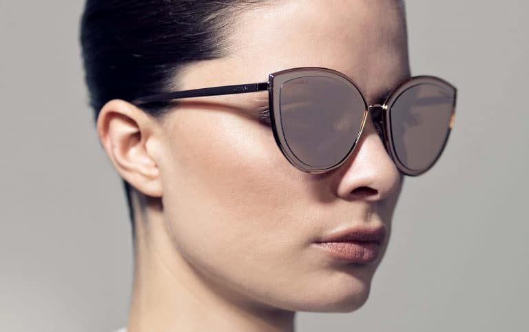 Mestrini - Model met bril - Retail marketing